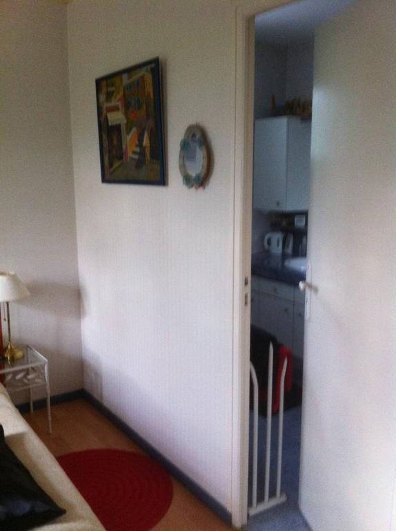 Chambre D'Hotes Dyrslot Saint-Denis-de-Pile Εξωτερικό φωτογραφία