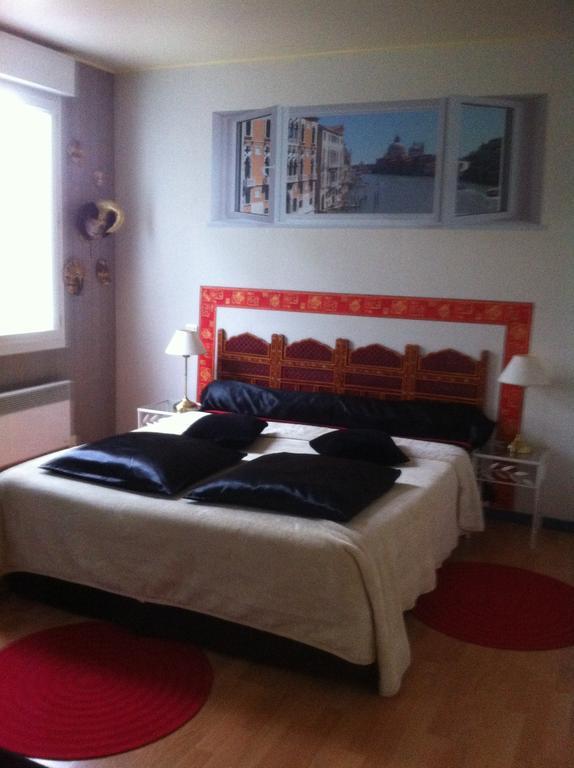 Chambre D'Hotes Dyrslot Bed and Breakfast Saint-Denis-de-Pile Εξωτερικό φωτογραφία