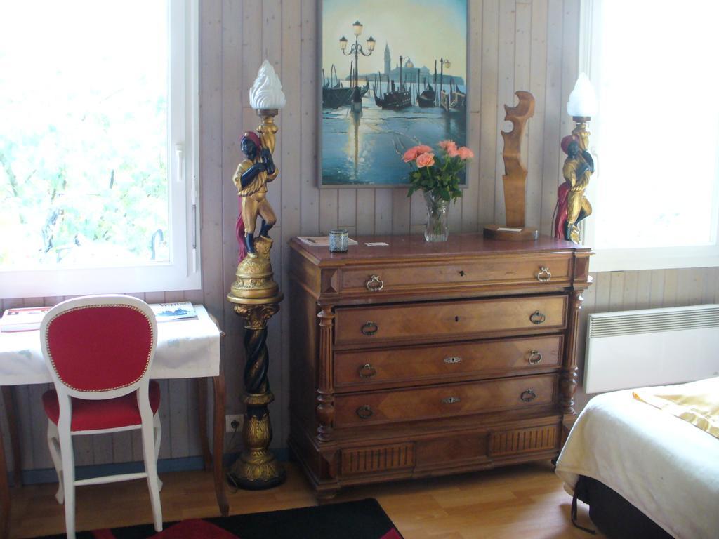 Chambre D'Hotes Dyrslot Saint-Denis-de-Pile Εξωτερικό φωτογραφία