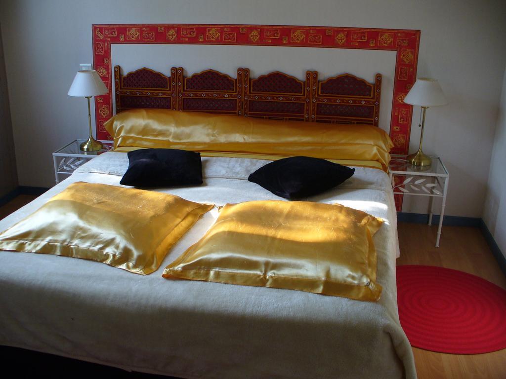 Chambre D'Hotes Dyrslot Saint-Denis-de-Pile Δωμάτιο φωτογραφία