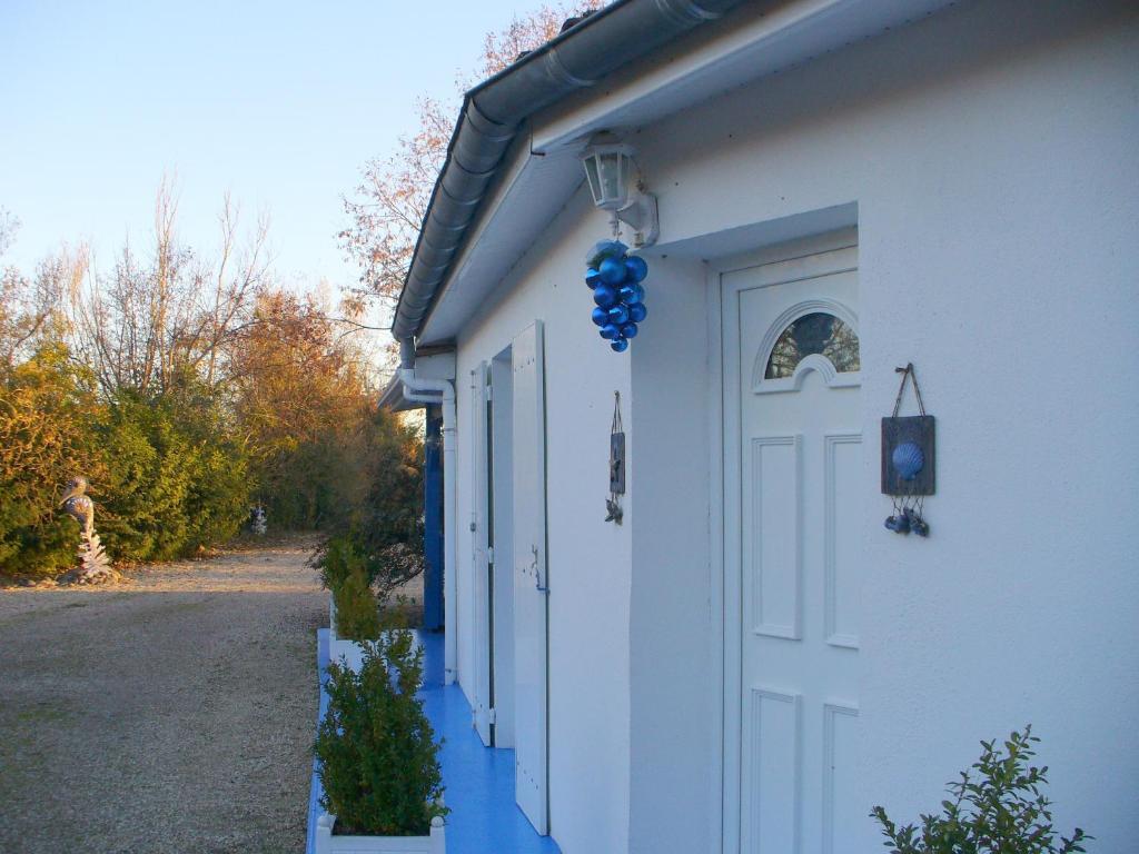 Chambre D'Hotes Dyrslot Bed and Breakfast Saint-Denis-de-Pile Εξωτερικό φωτογραφία